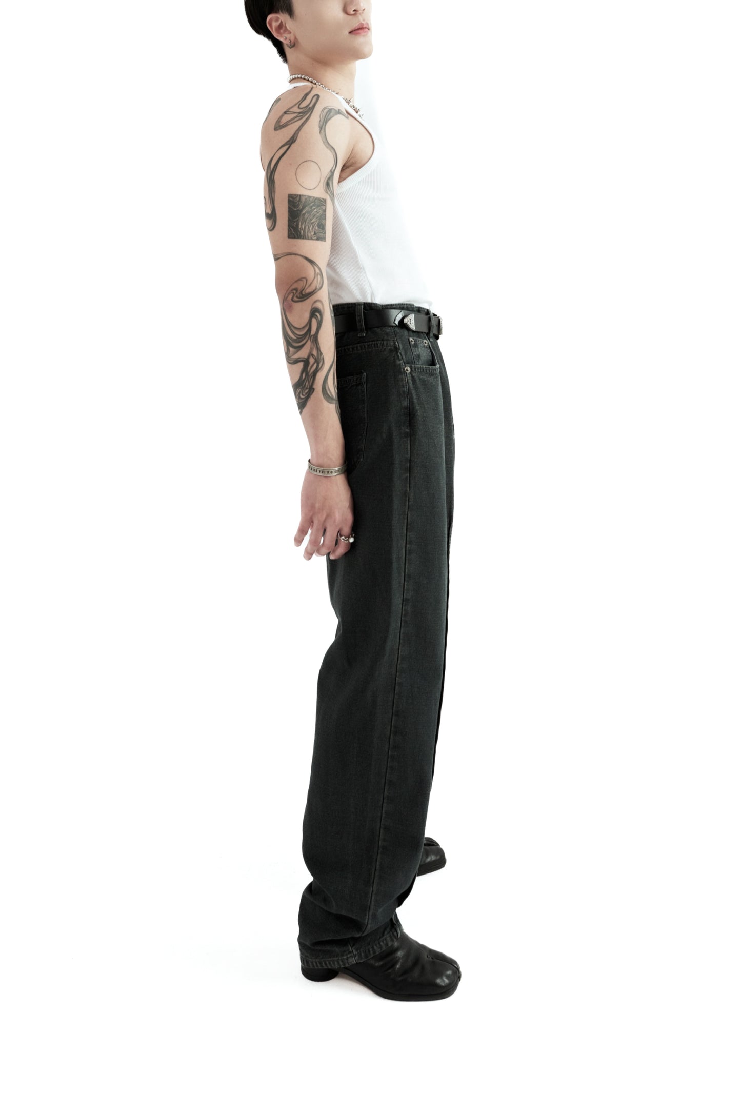 Three-Dimensional Jeans - Black